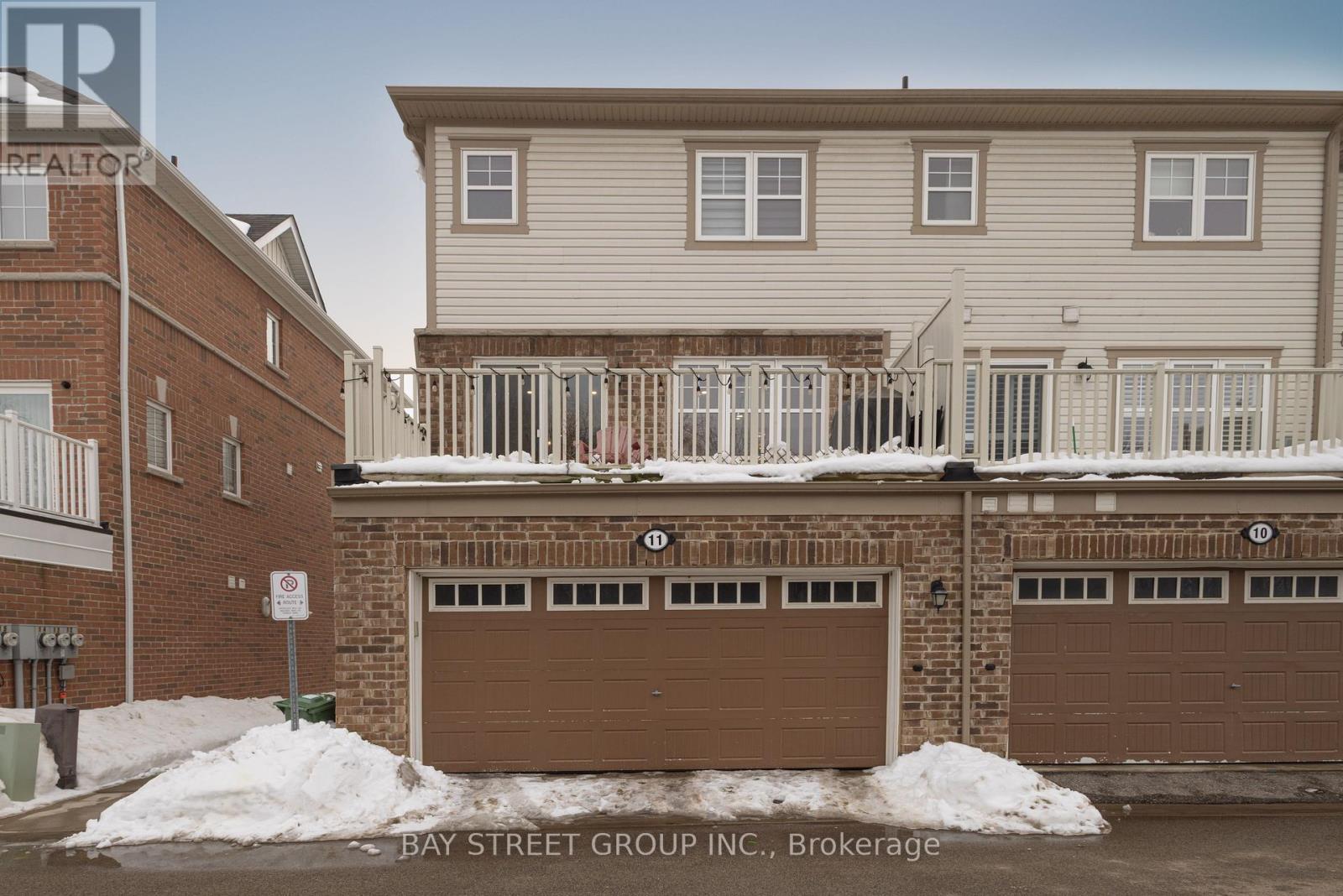 11 - 230 Avonsyde Boulevard, Hamilton, Ontario  L8B 1T9 - Photo 18 - X12800602