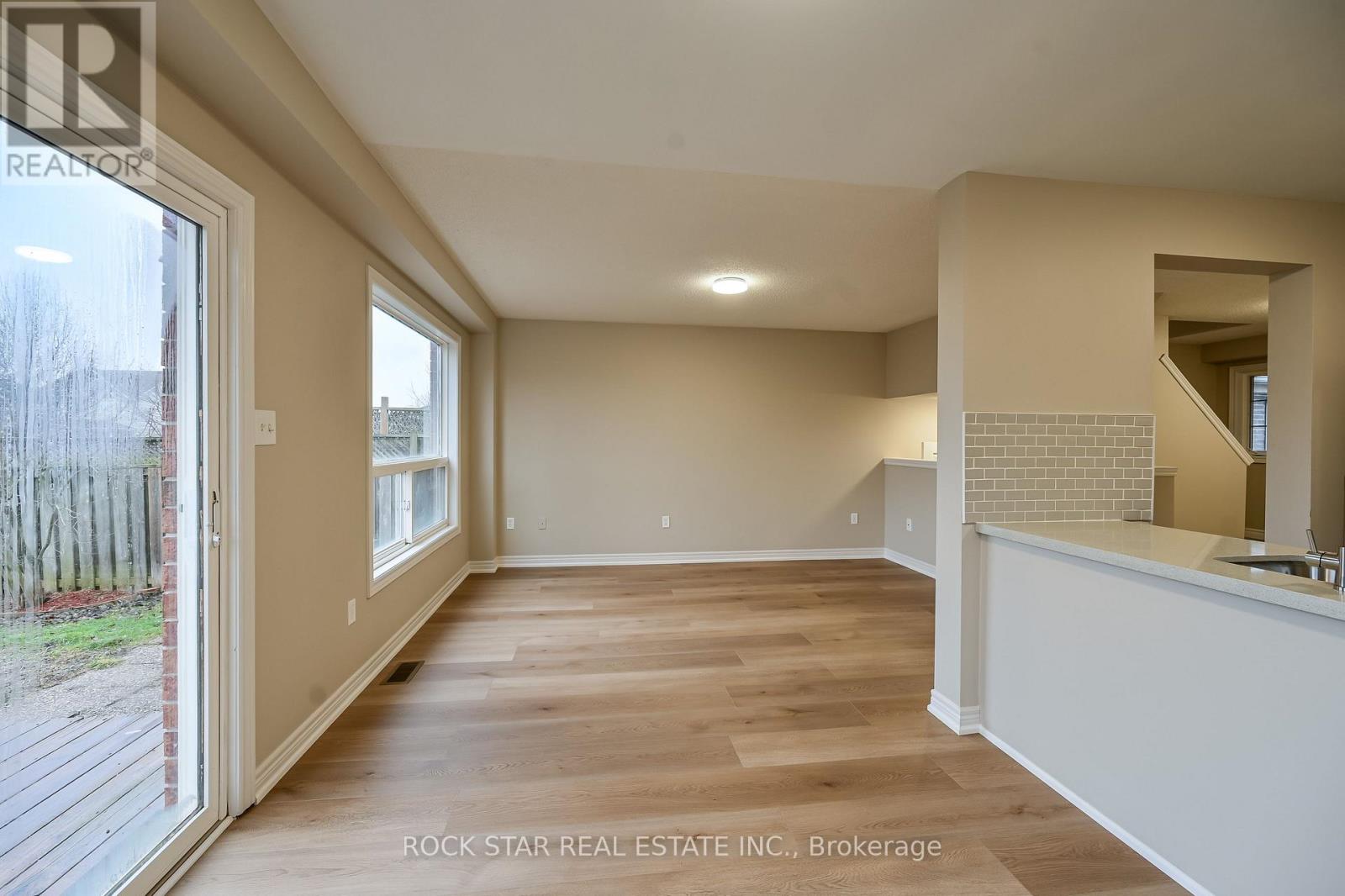 Unknown Address, ,     - Photo 18 - X12800628