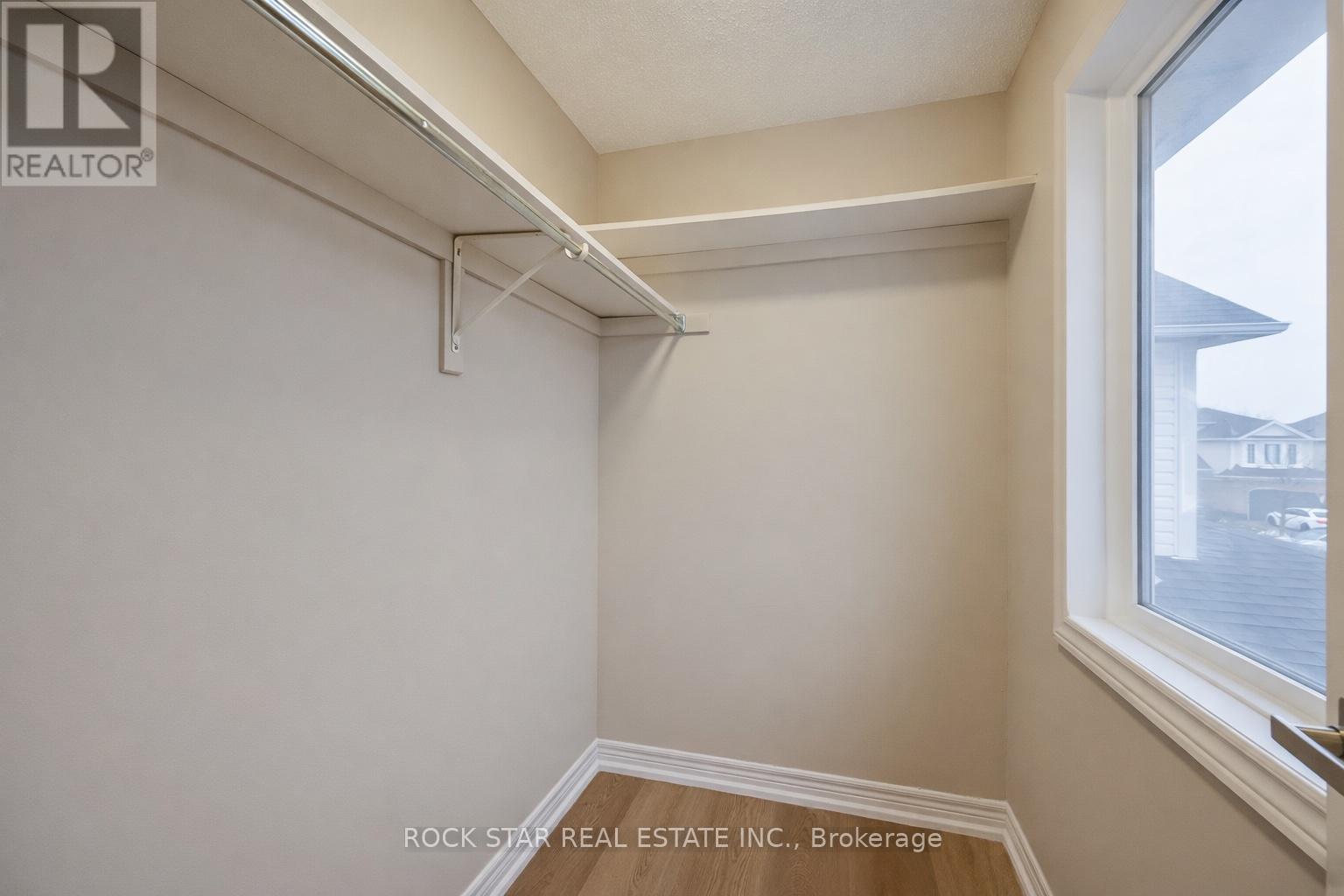 Unknown Address, ,     - Photo 24 - X12800628