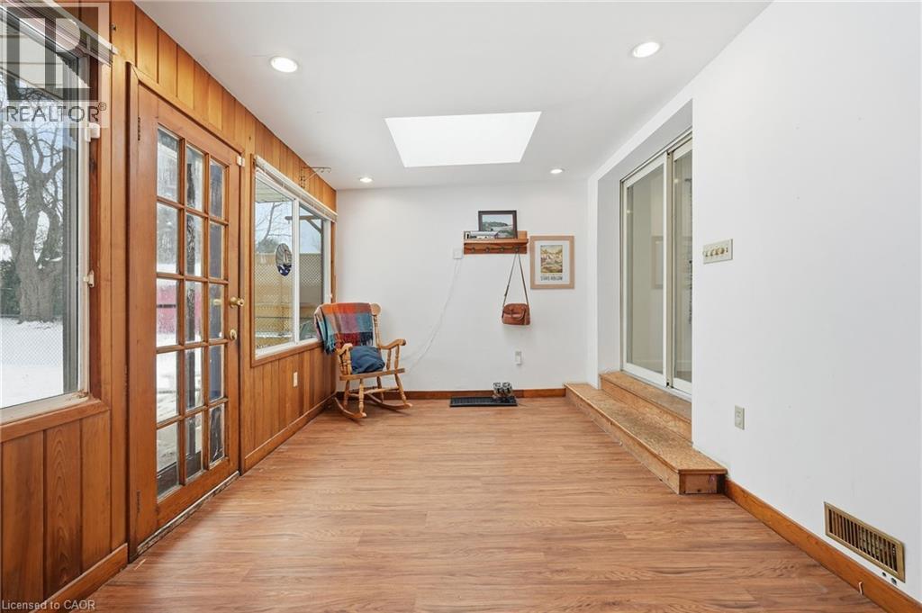 940 Brucedale Avenue E, Hamilton, Ontario  L8T 1L9 - Photo 16 - 40805853