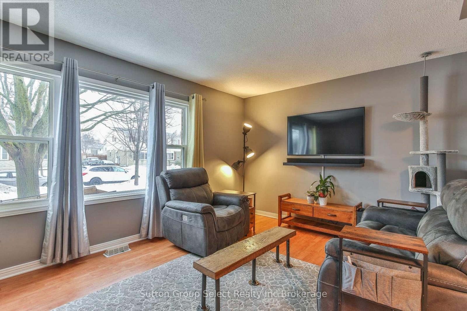 1091 Canfield Crescent, Woodstock, Ontario N4S 8P3 - Photo 12 - X12800708