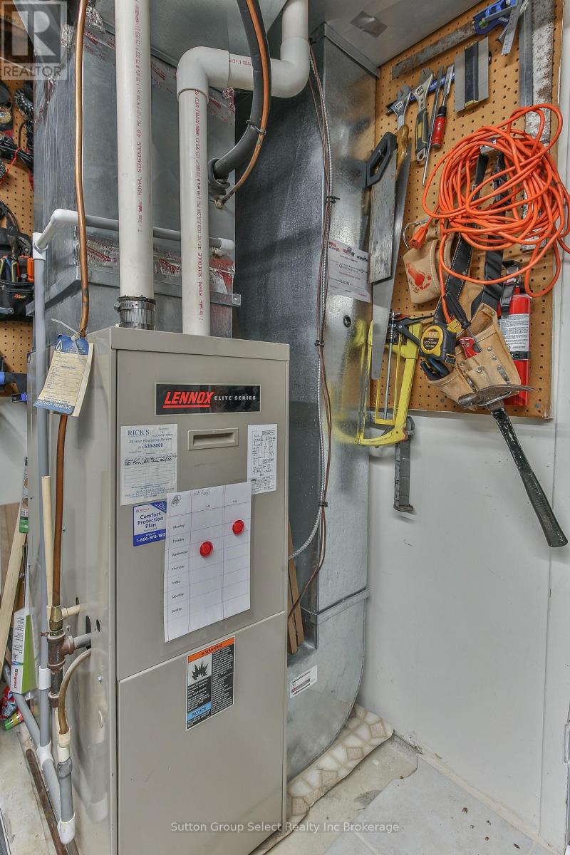 1091 Canfield Crescent, Woodstock, Ontario N4S 8P3 - Photo 29 - X12800708