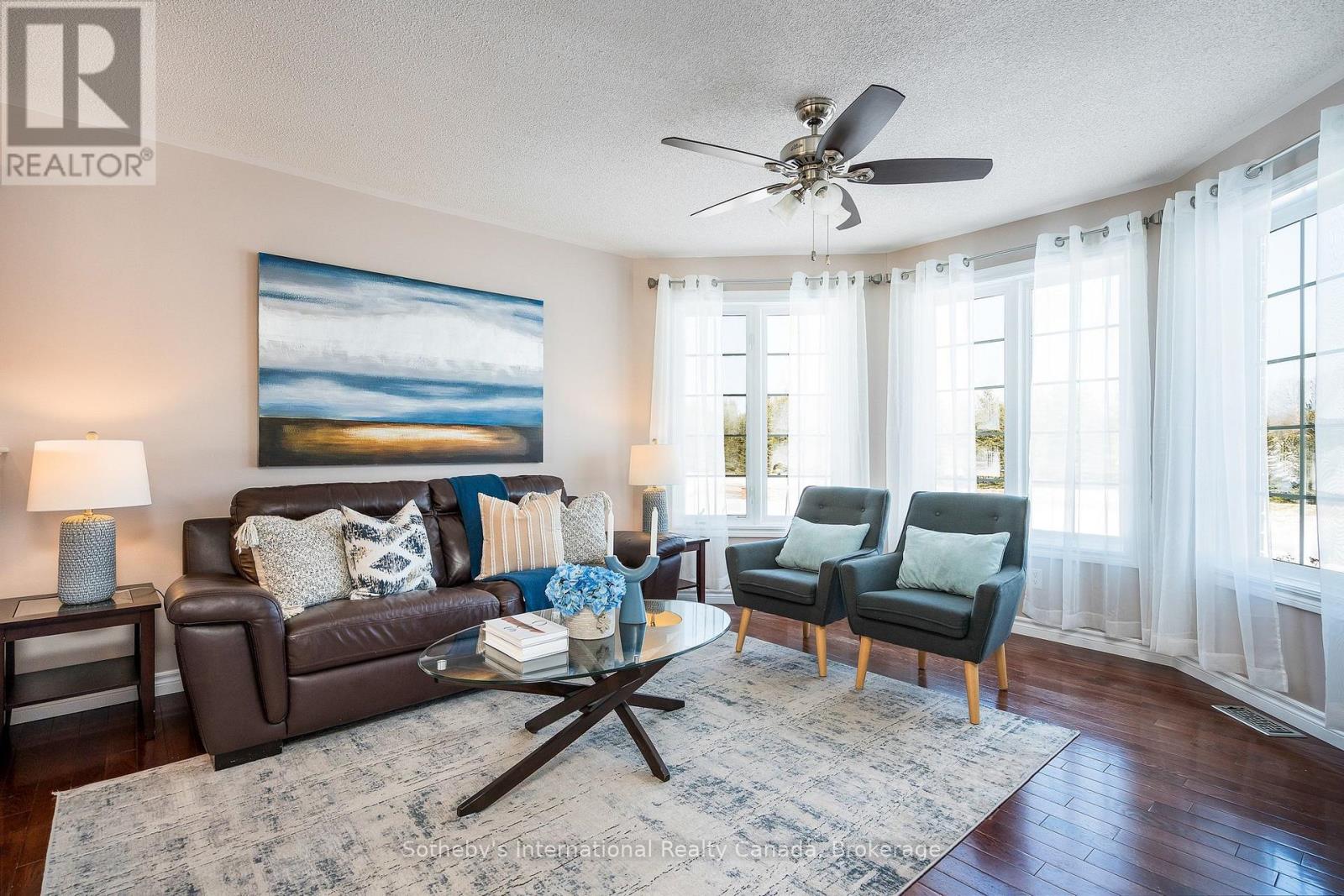 8 Hall Street, Springwater (Phelpston), Ontario  L0L 2K0 - Photo 15 - S12800698