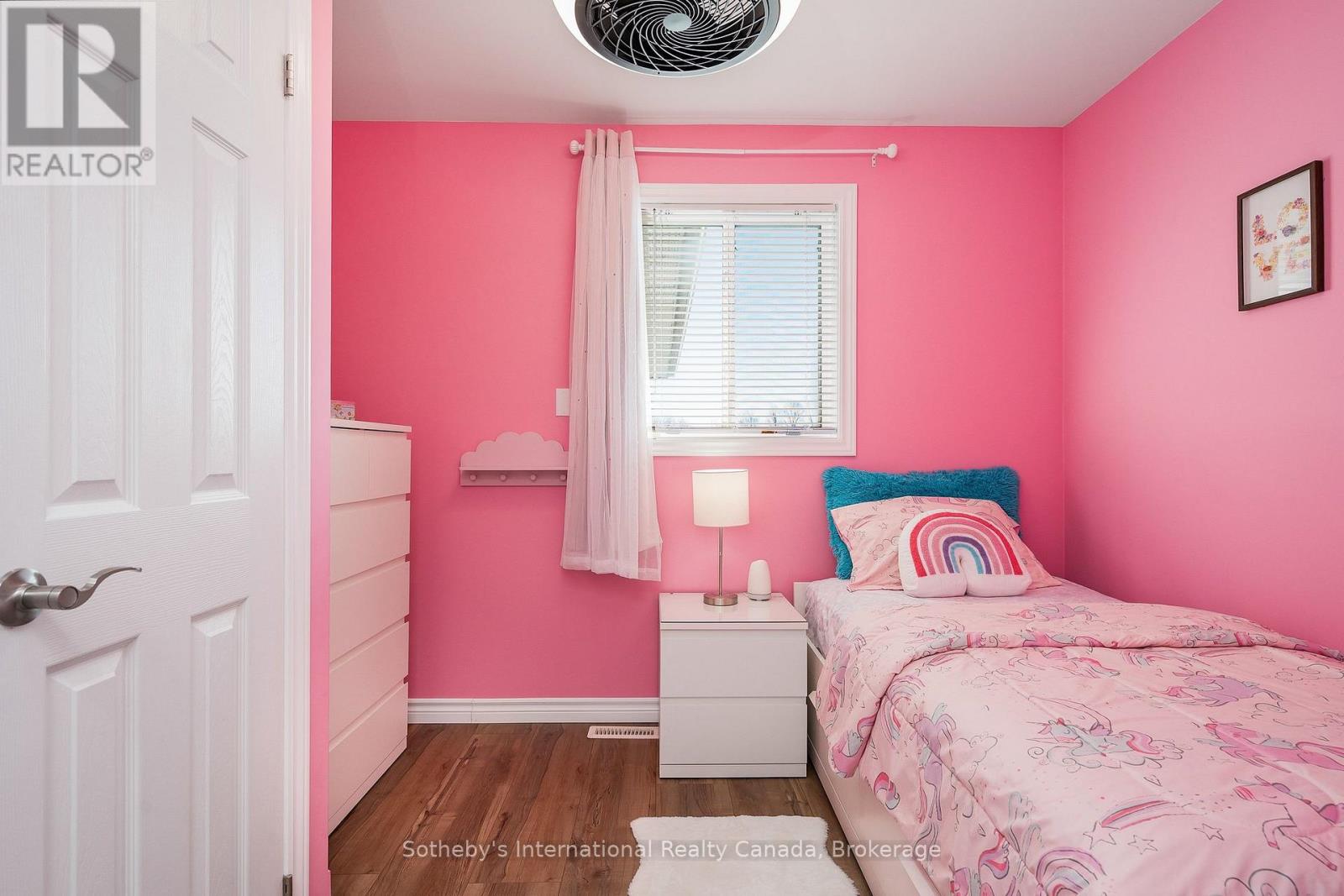 8 Hall Street, Springwater (Phelpston), Ontario  L0L 2K0 - Photo 22 - S12800698