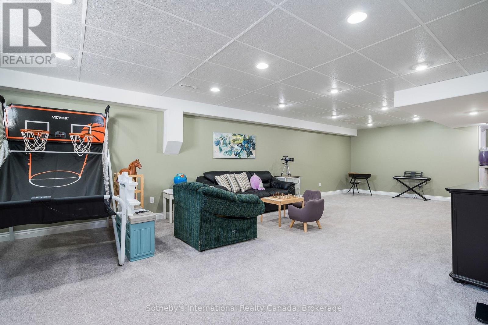 8 Hall Street, Springwater (Phelpston), Ontario  L0L 2K0 - Photo 26 - S12800698