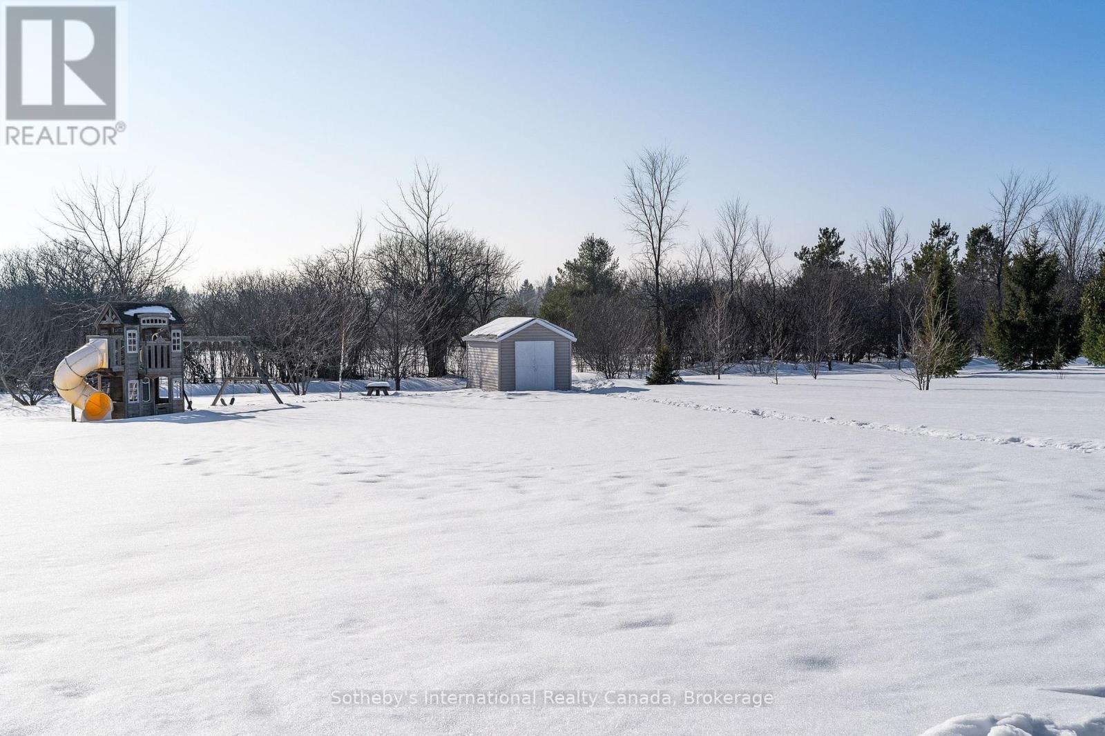 8 Hall Street, Springwater (Phelpston), Ontario  L0L 2K0 - Photo 32 - S12800698