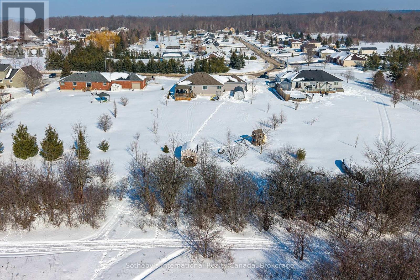 8 Hall Street, Springwater (Phelpston), Ontario  L0L 2K0 - Photo 44 - S12800698