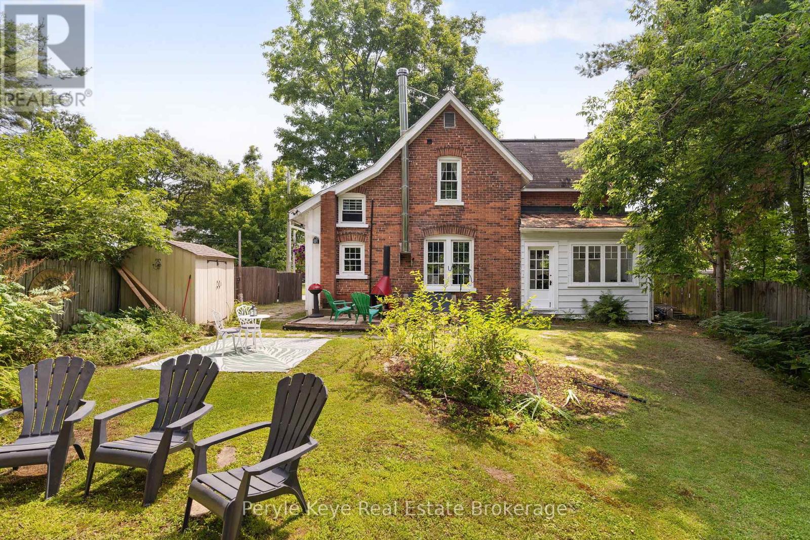 9 KING STREET, Bracebridge, Ontario