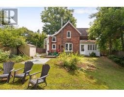 9 KING STREET, bracebridge (macaulay), Ontario