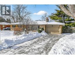 128 ONEIDA Boulevard, Ancaster, Ontario