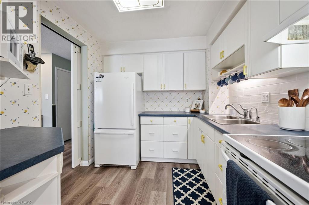 51 Paulander Drive Unit# 36, Kitchener, Ontario  N2M 5E5 - Photo 11 - 40805315