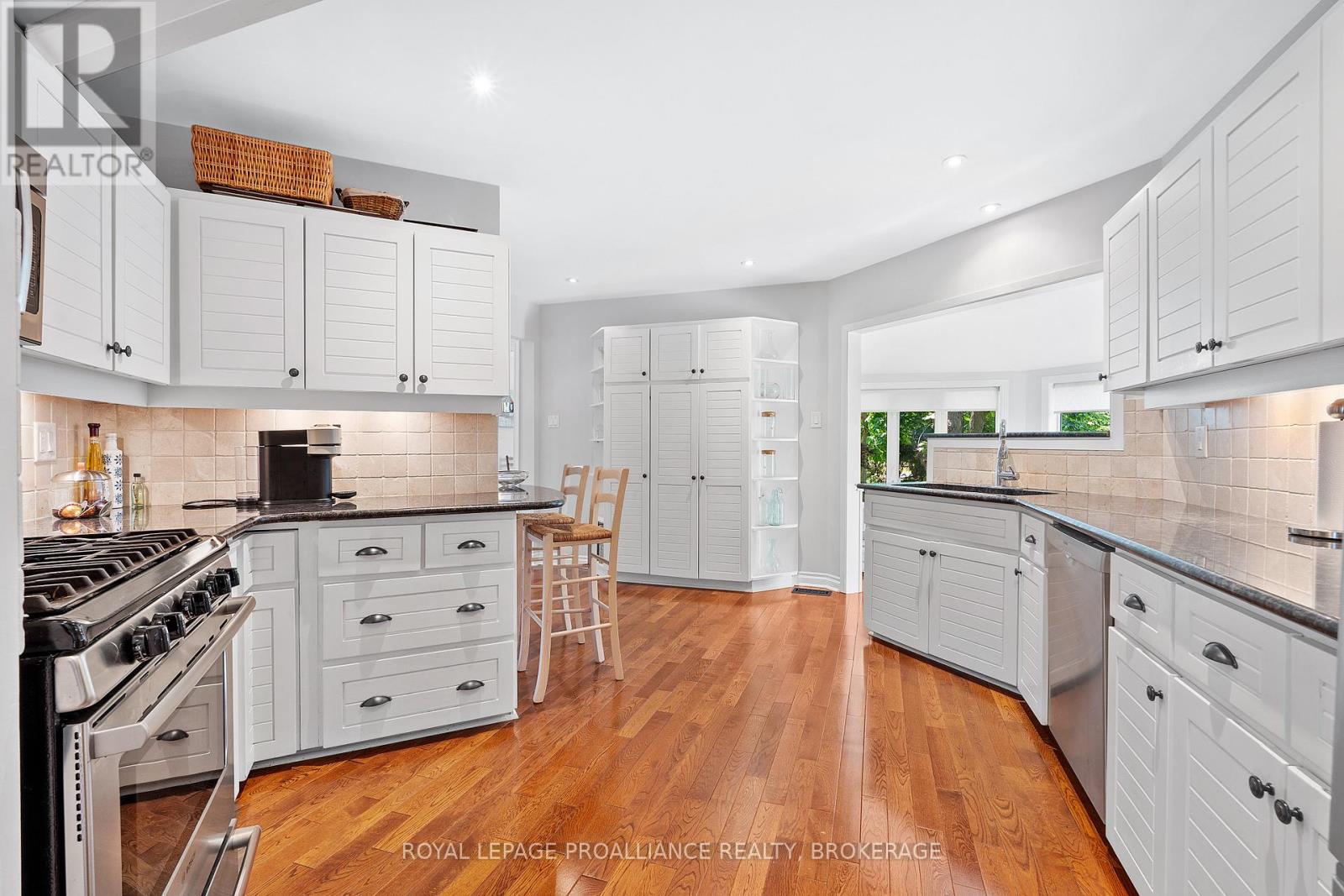 5 Wilmot Street, Kingston, Ontario K7L 4V1 - Photo 11 - X12800694