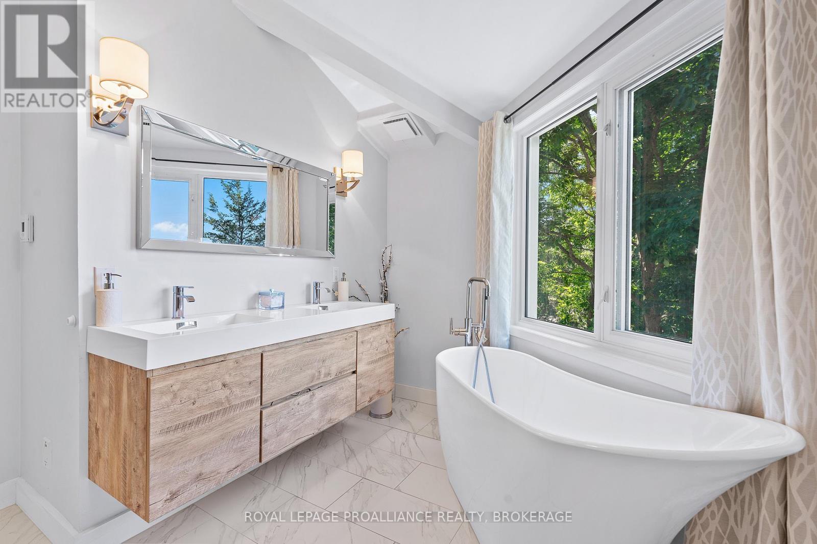 5 Wilmot Street, Kingston, Ontario K7L 4V1 - Photo 27 - X12800694