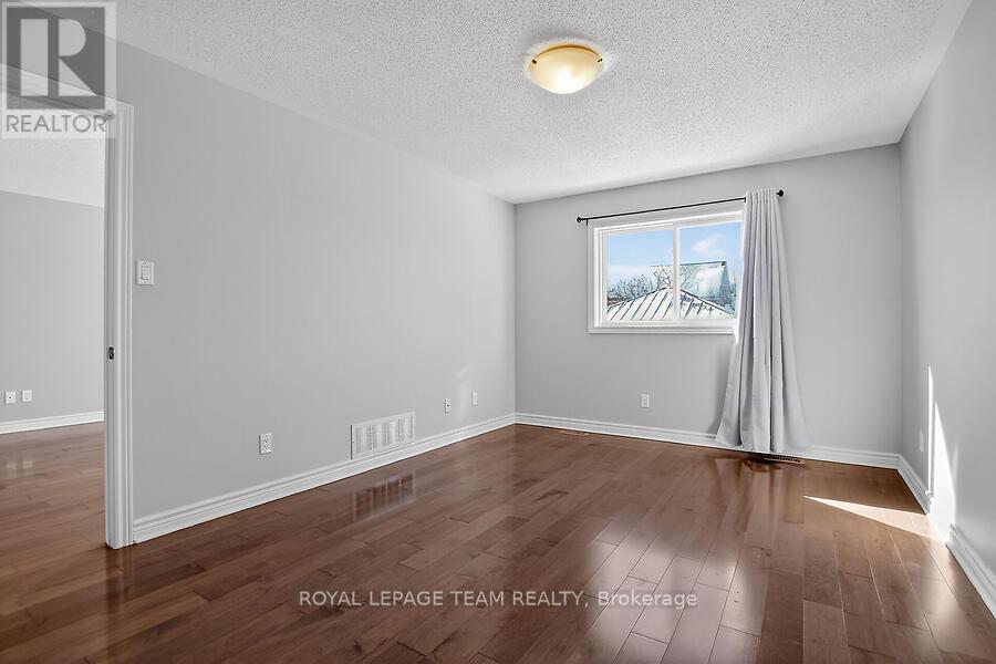 464 Honeyborne Street, Mississippi Mills, Ontario  K0A 1A0 - Photo 25 - X12800662