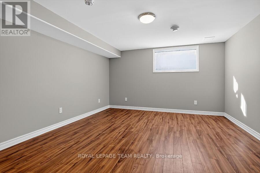 464 Honeyborne Street, Mississippi Mills, Ontario  K0A 1A0 - Photo 36 - X12800662