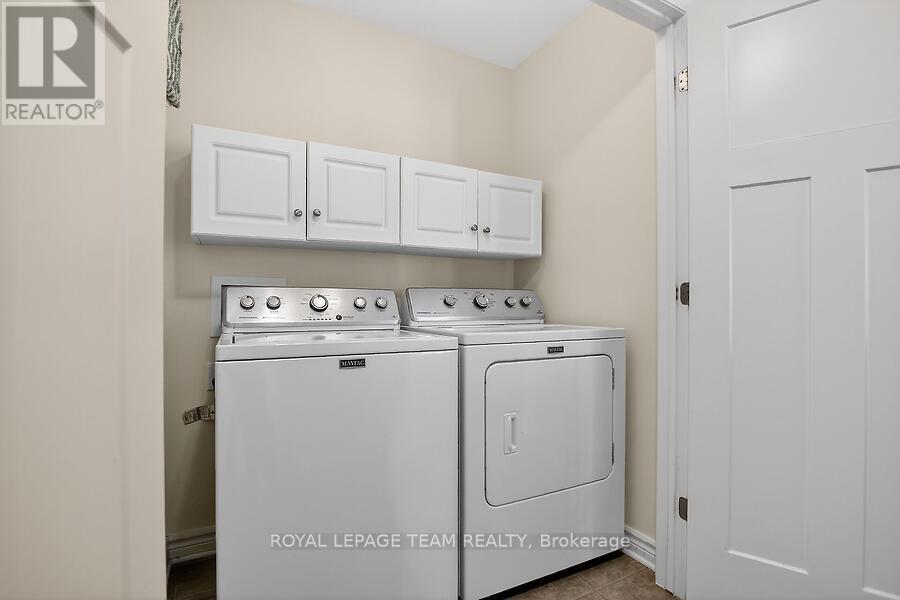 464 Honeyborne Street, Mississippi Mills, Ontario  K0A 1A0 - Photo 44 - X12800662