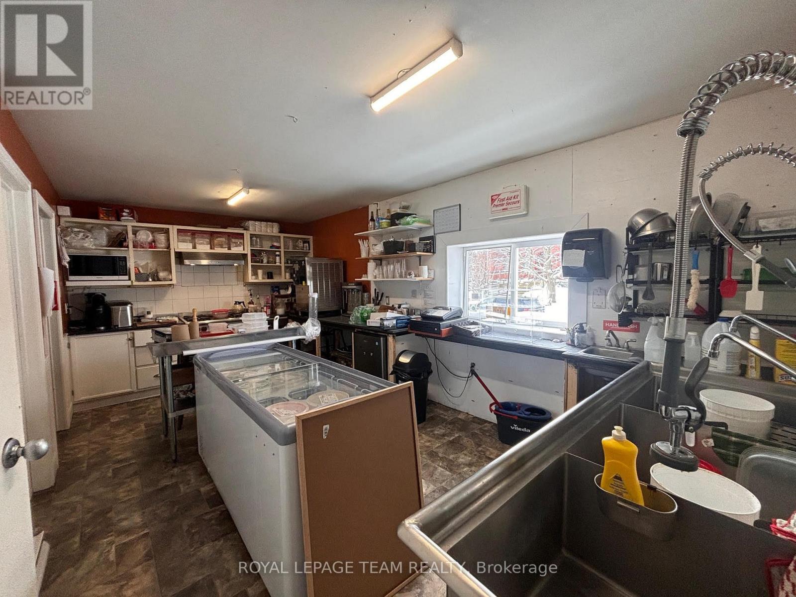 515 Main Street, North Dundas, Ontario  K0C 2K0 - Photo 19 - X12800674