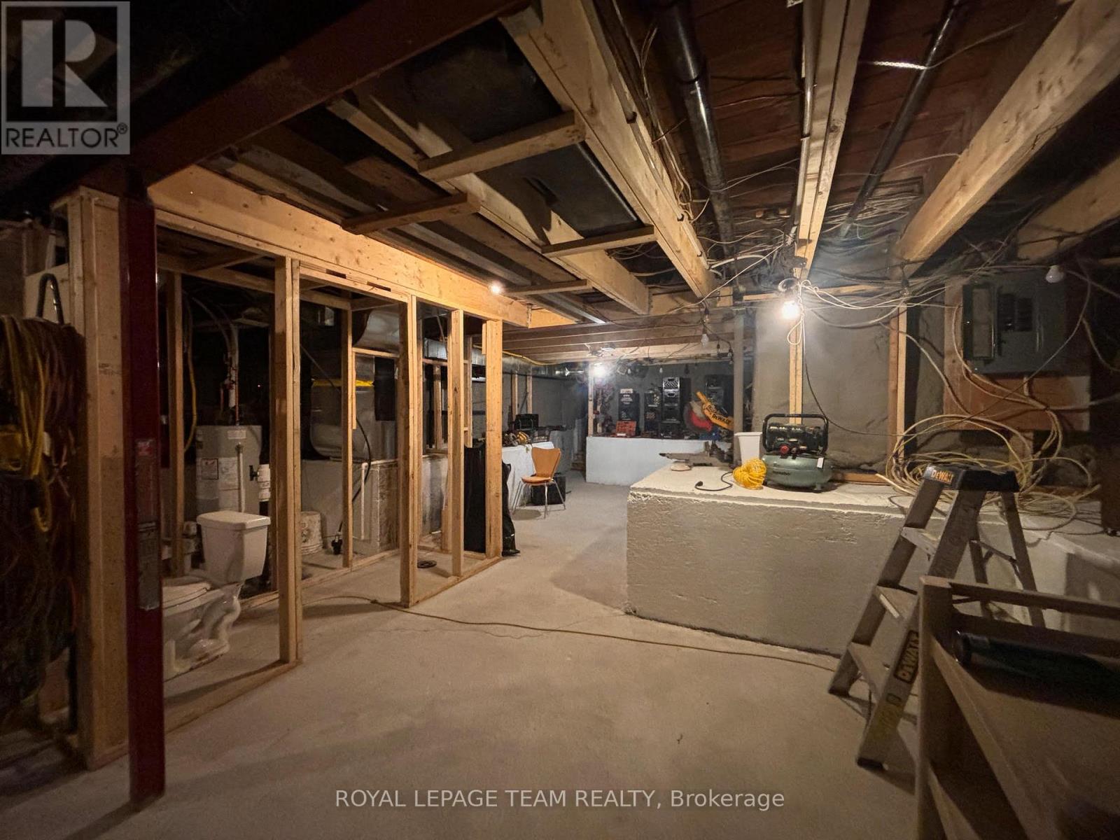 515 Main Street, North Dundas, Ontario  K0C 2K0 - Photo 36 - X12800674