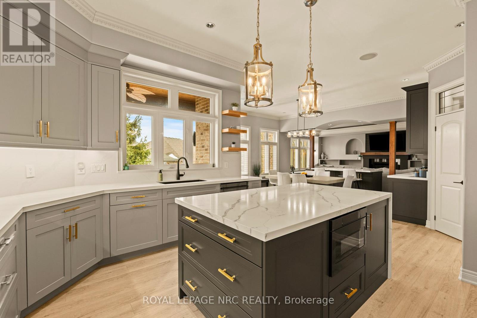 63 Terrace Drive, Grimsby, Ontario  L3M 1B6 - Photo 10 - X12800660