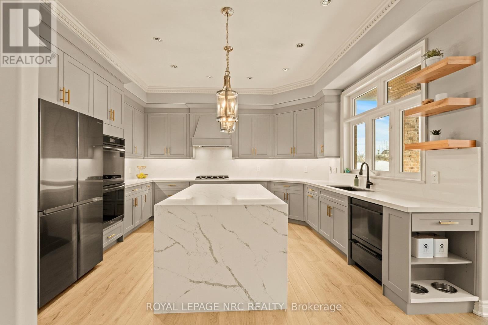 63 Terrace Drive, Grimsby, Ontario  L3M 1B6 - Photo 9 - X12800660