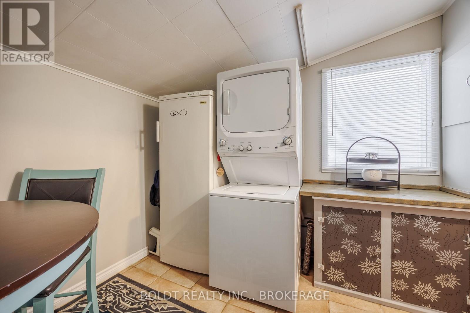 42 Barley Drive, St. Catharines (Oakdale), Ontario  L2P 2M5 - Photo 19 - X12800668