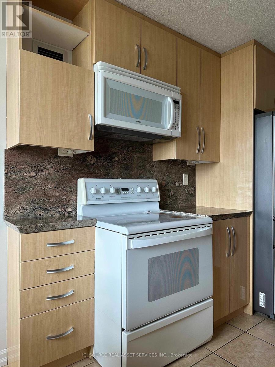 1712 - 205 Hilda Avenue, Toronto, Ontario  M2M 4B1 - Photo 4 - C12800692