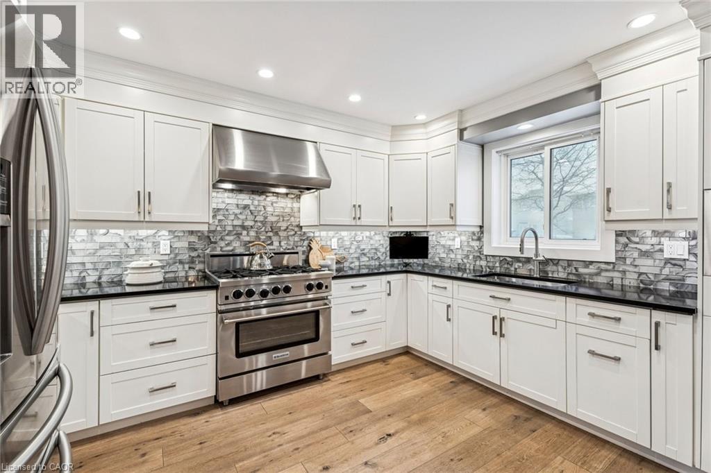 27 Surrey Drive, Ancaster, Ontario  L9K 1L9 - Photo 9 - 40803545