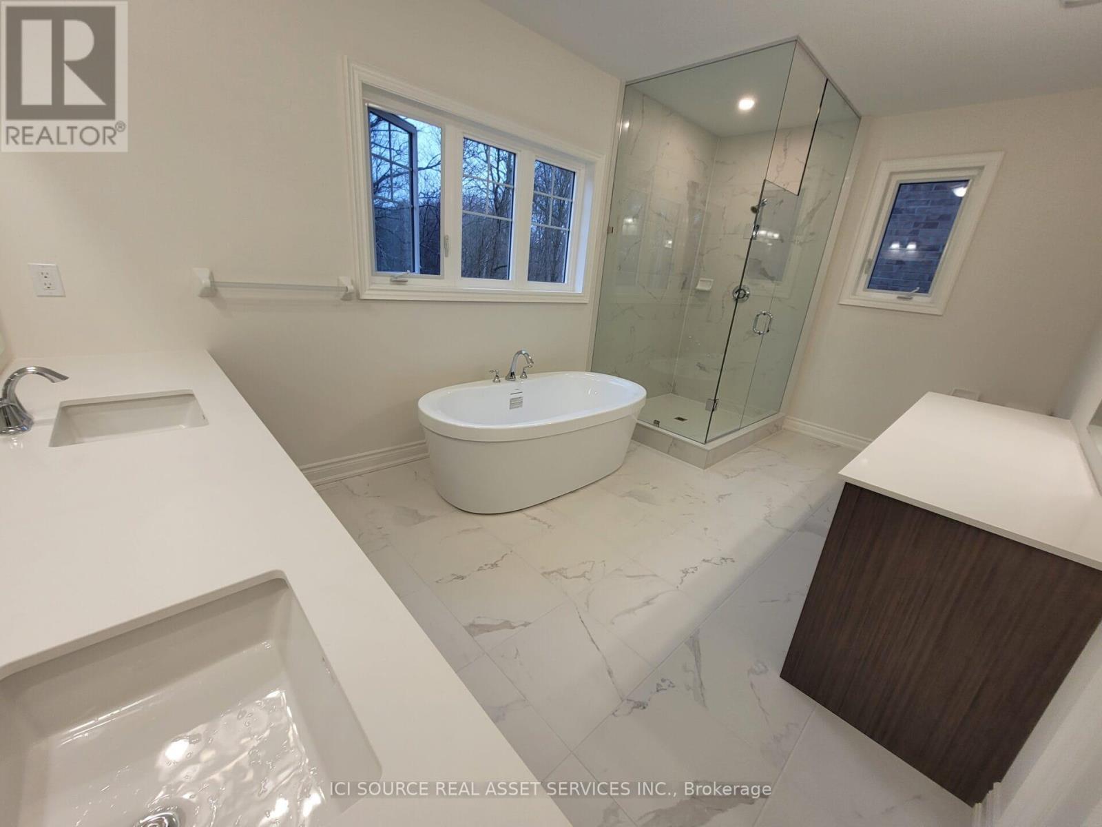 190 Cannes Avenue, Vaughan, Ontario  L4H 3X2 - Photo 8 - N12800664