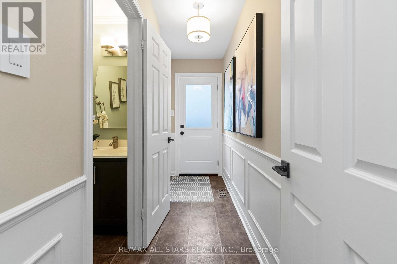 129 Briarwood Road, Markham (Unionville), Ontario  L3R 2X1 - Photo 17 - N12800686