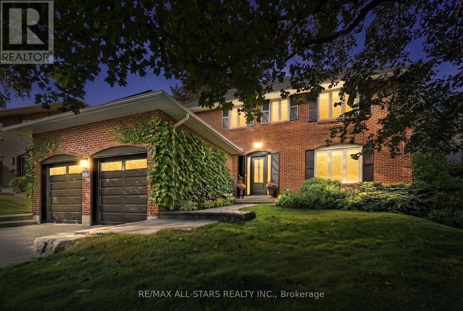 129 Briarwood Road, Markham (Unionville), Ontario  L3R 2X1 - Photo 2 - N12800686