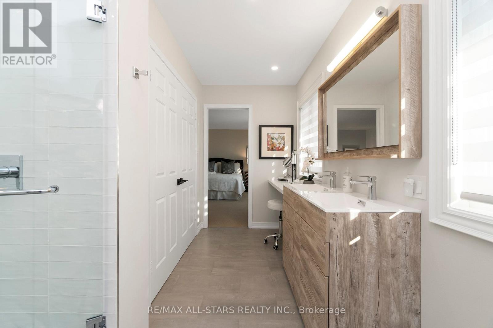 129 Briarwood Road, Markham (Unionville), Ontario  L3R 2X1 - Photo 23 - N12800686