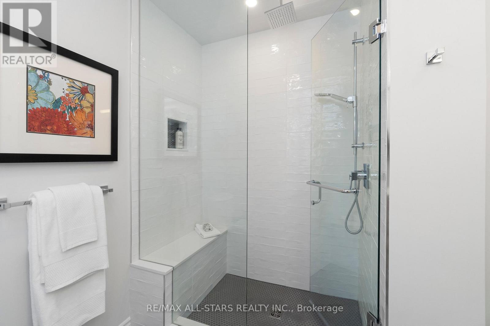 129 Briarwood Road, Markham (Unionville), Ontario  L3R 2X1 - Photo 24 - N12800686