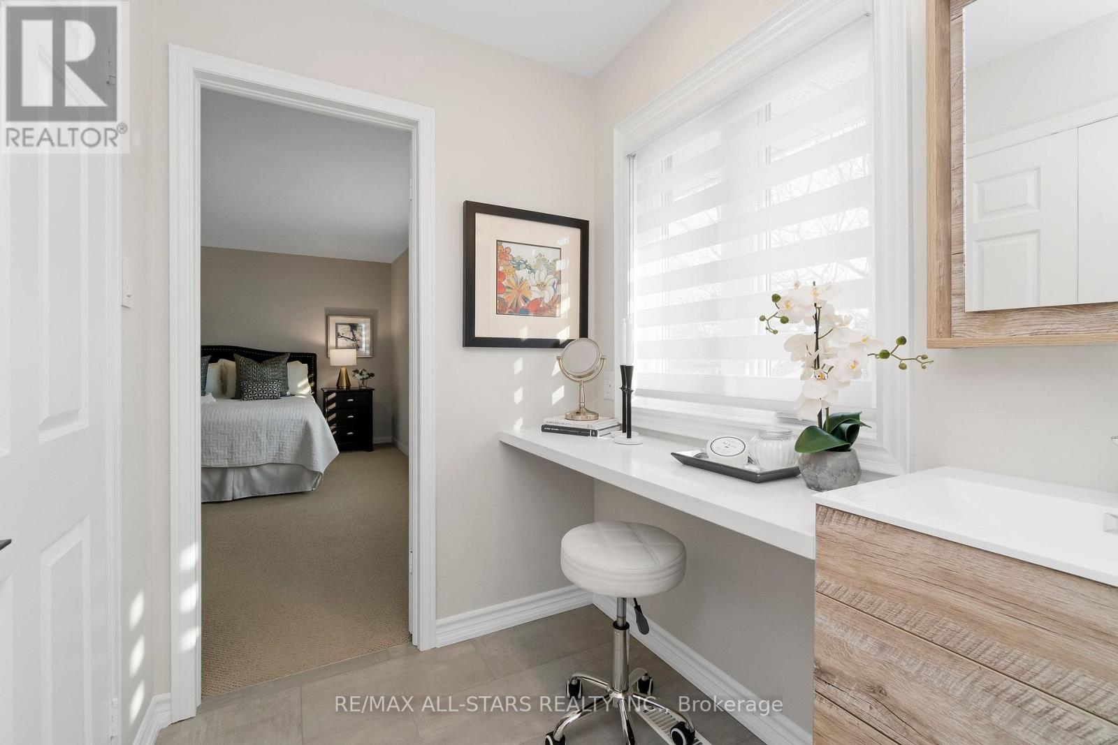 129 Briarwood Road, Markham (Unionville), Ontario  L3R 2X1 - Photo 25 - N12800686