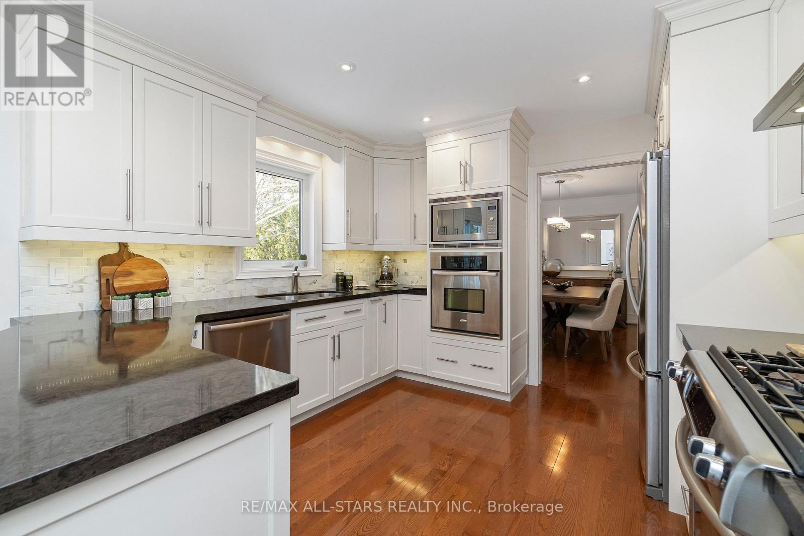 129 Briarwood Road, Markham (Unionville), Ontario  L3R 2X1 - Photo 9 - N12800686