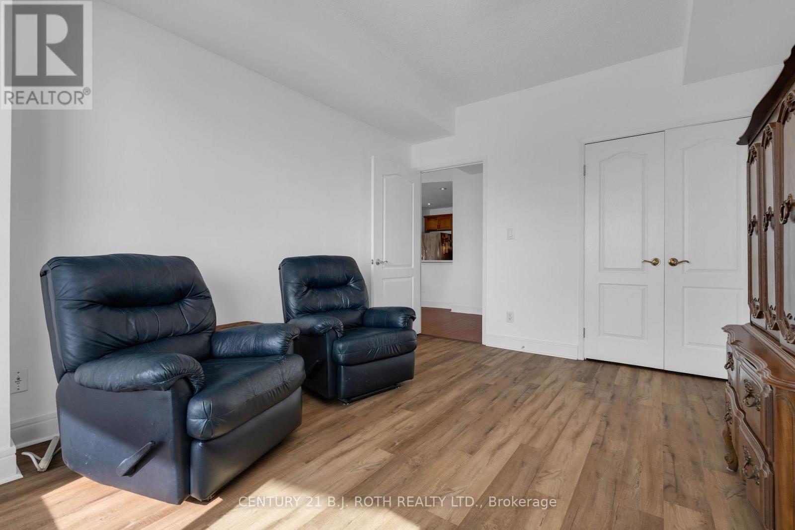 1402 - 2 Toronto Street, Barrie (City Centre), Ontario  L4N 9R2 - Photo 18 - S12800656