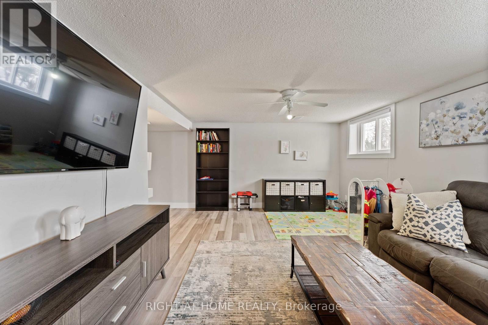 2 Quinn Avenue, Orillia, Ontario  L3V 3H5 - Photo 16 - S12800680