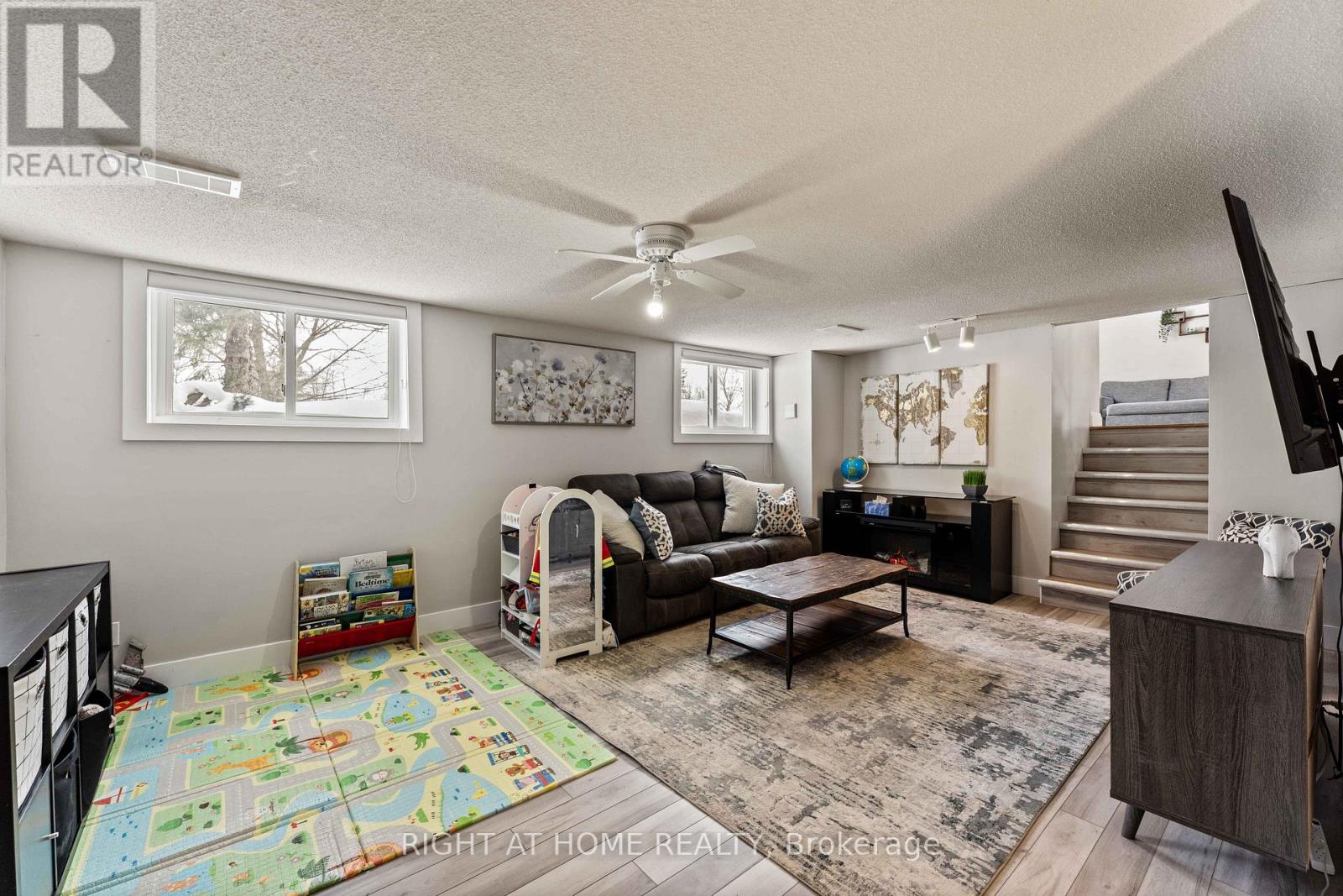 2 Quinn Avenue, Orillia, Ontario  L3V 3H5 - Photo 18 - S12800680