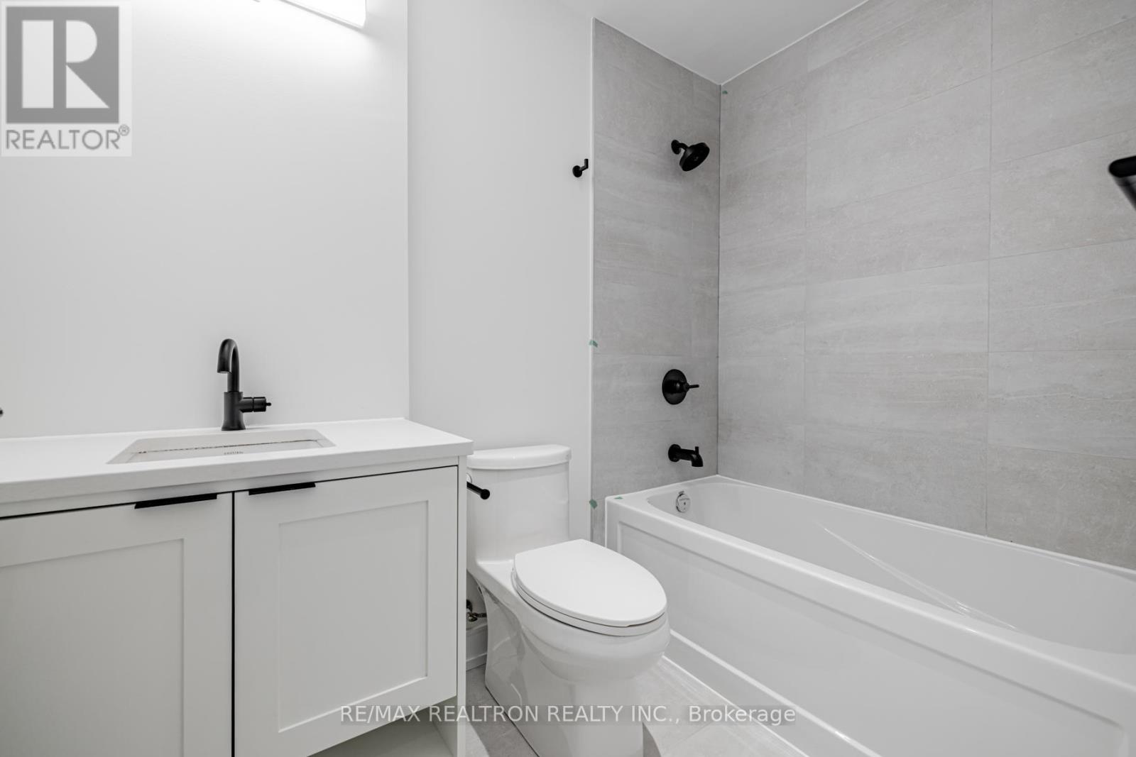 814 - 185 Dunlop Street E, Barrie, Ontario  L4M 1A6 - Photo 18 - S12788854