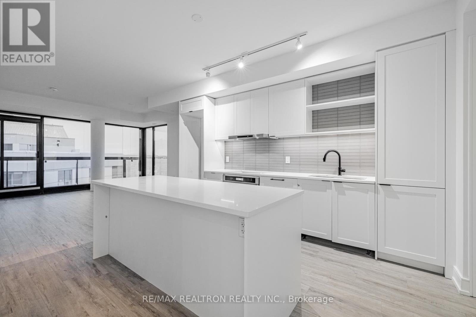 814 - 185 Dunlop Street E, Barrie, Ontario  L4M 1A6 - Photo 16 - S12788854