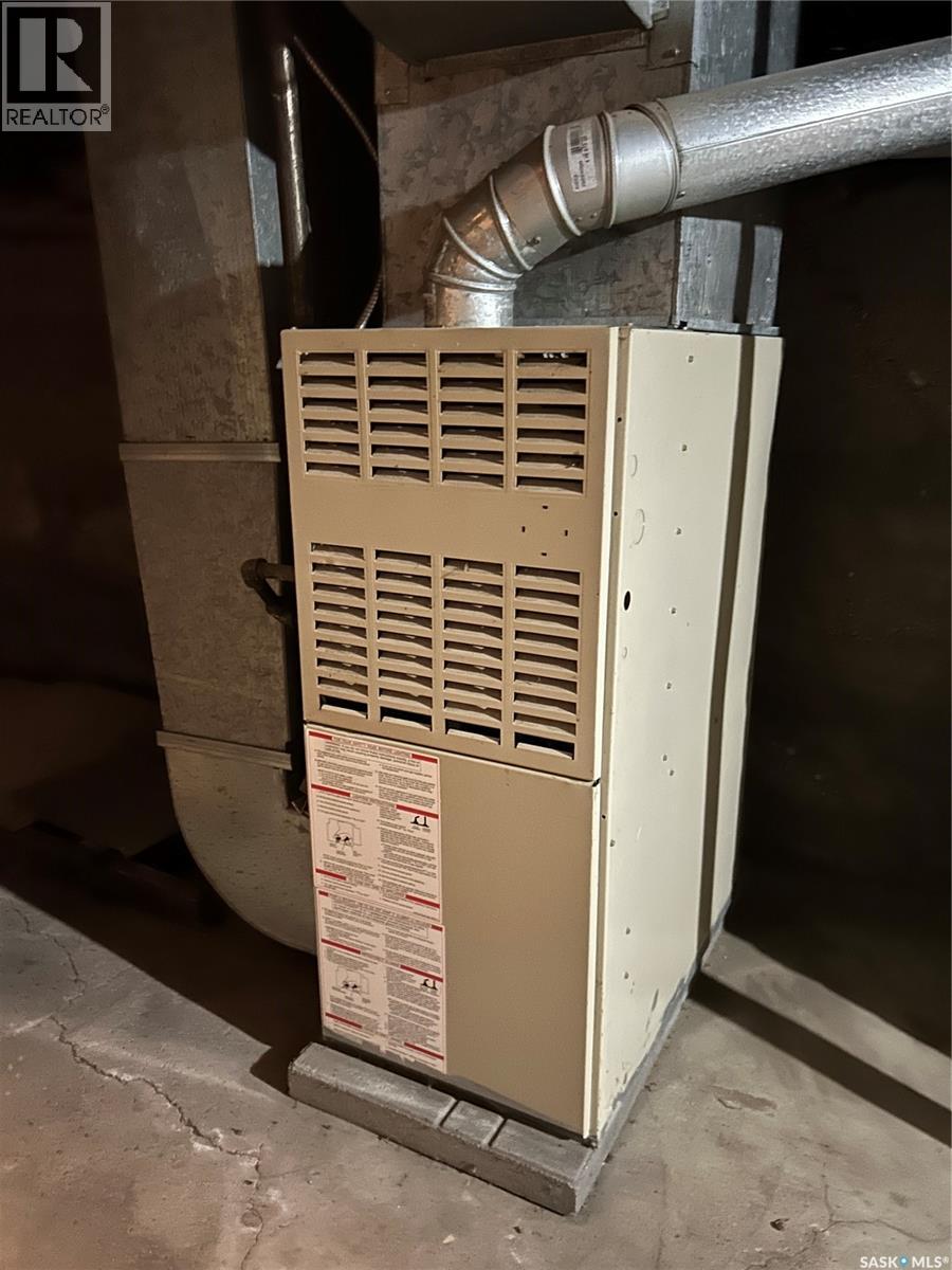 1113 Valley Street, Estevan, Saskatchewan  S4A 0E3 - Photo 12 - SK028812