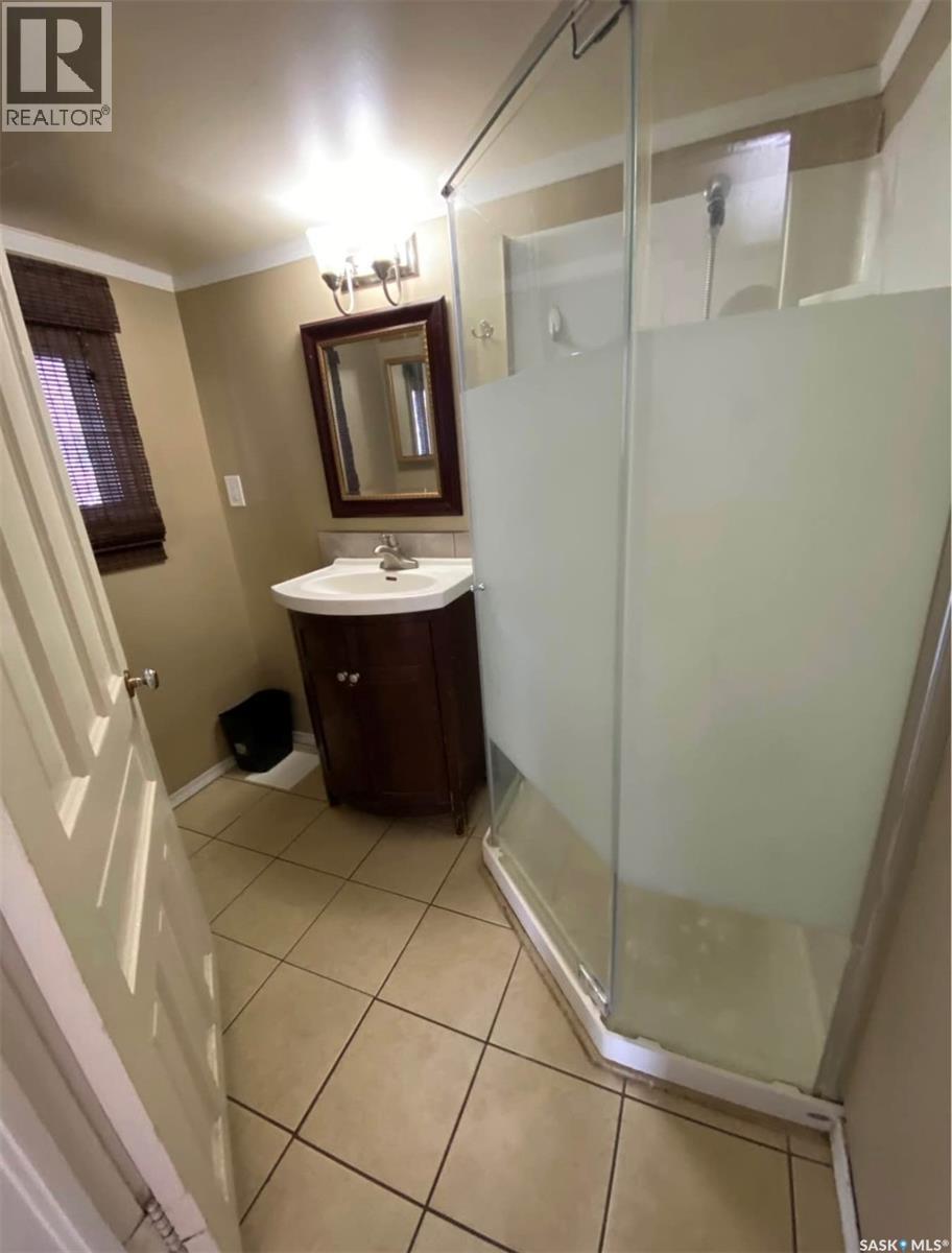 1113 Valley Street, Estevan, Saskatchewan  S4A 0E3 - Photo 7 - SK028812