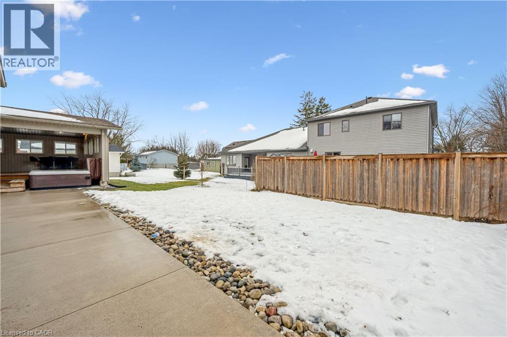 3972 Burns Street, Shakespeare, Ontario  N0B 2P0 - Photo 32 - 40797714