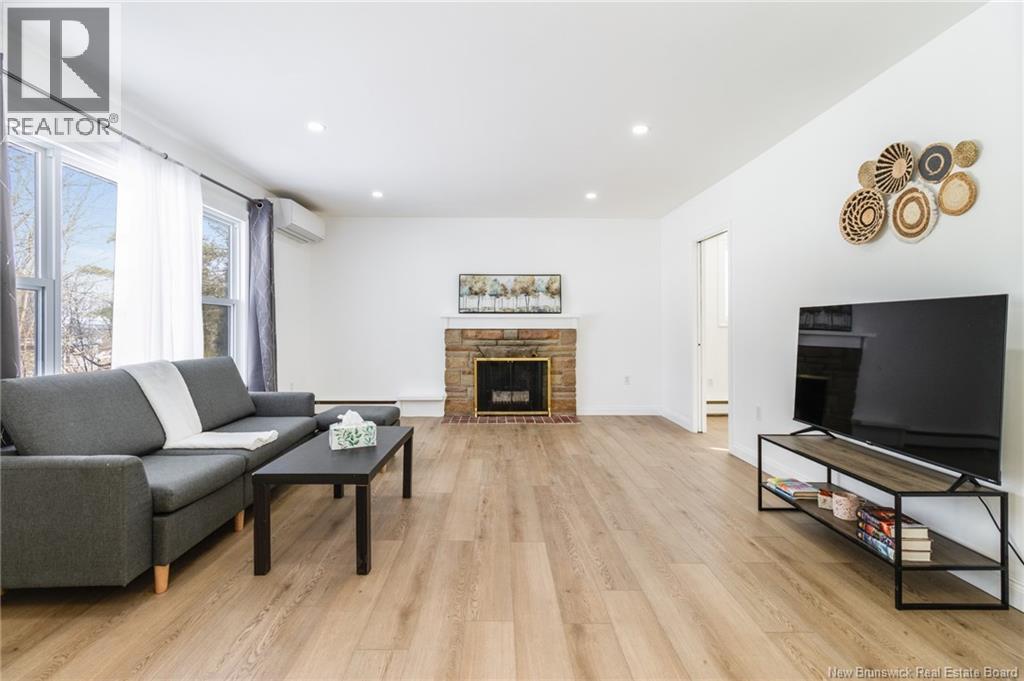 30 Canterbury Drive, Fredericton, New Brunswick  E3B 4L6 - Photo 10 - NB133621
