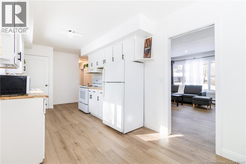 30 Canterbury Drive, Fredericton, New Brunswick  E3B 4L6 - Photo 12 - NB133621