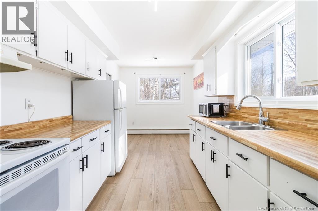 30 Canterbury Drive, Fredericton, New Brunswick  E3B 4L6 - Photo 16 - NB133621