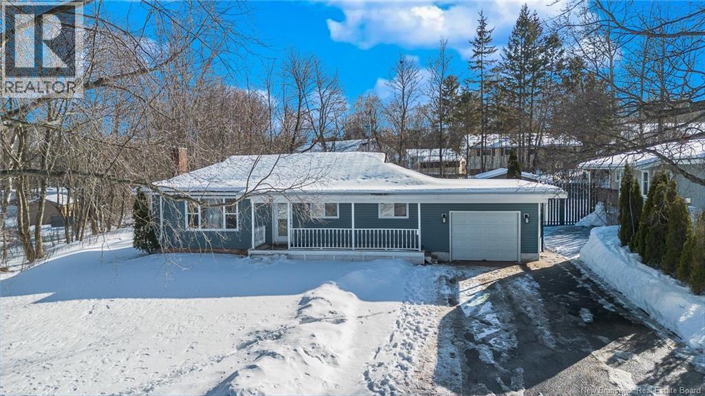 30 Canterbury Drive, Fredericton, New Brunswick  E3B 4L6 - Photo 4 - NB133621