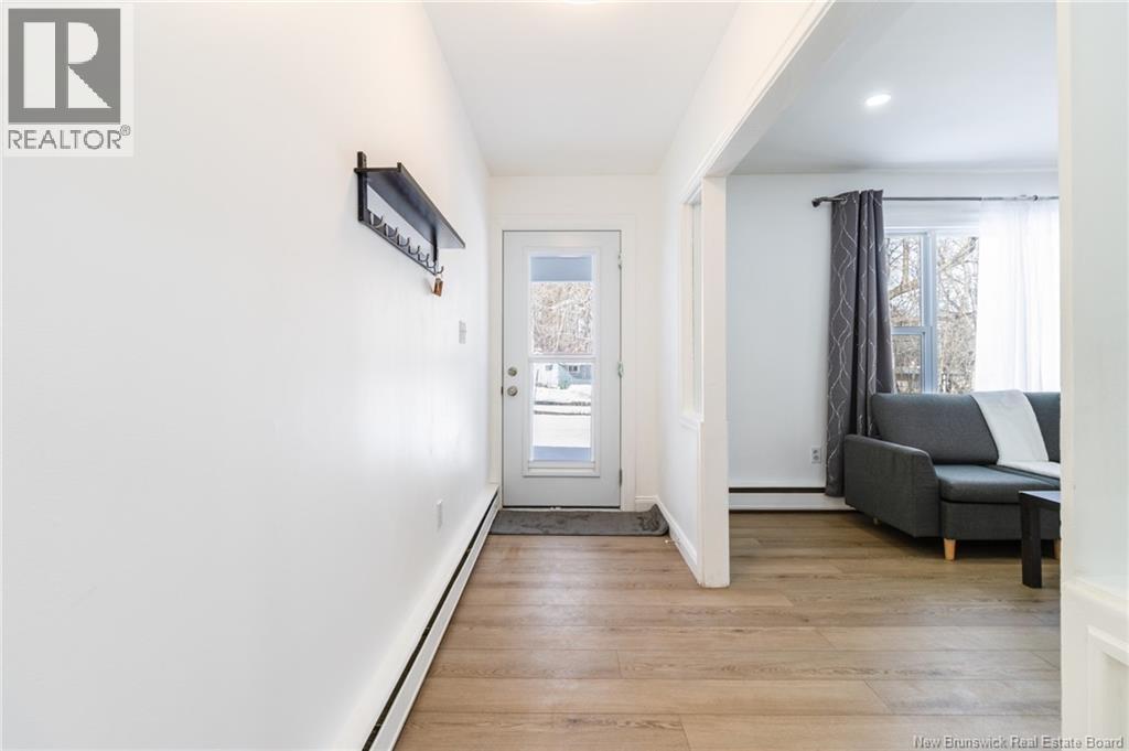 30 Canterbury Drive, Fredericton, New Brunswick  E3B 4L6 - Photo 6 - NB133621