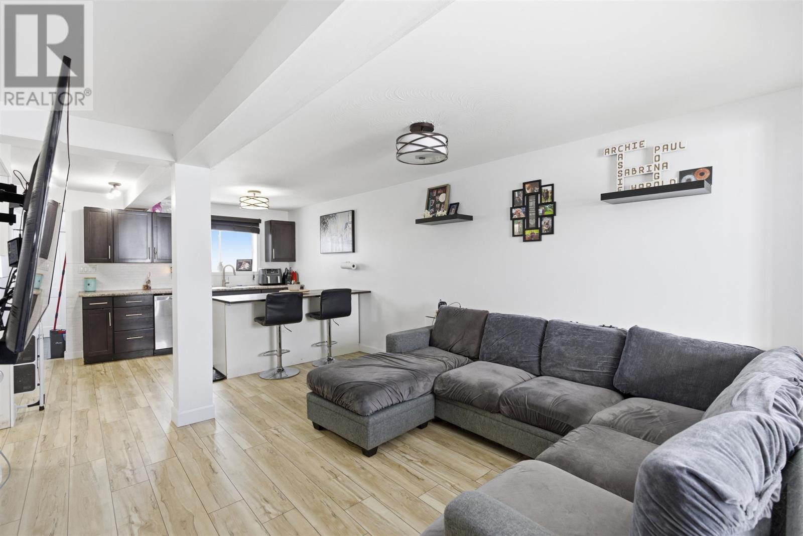 295 Fifth Ave, Sault Ste. Marie, Ontario  P6C 4L4 - Photo 4 - SM260257