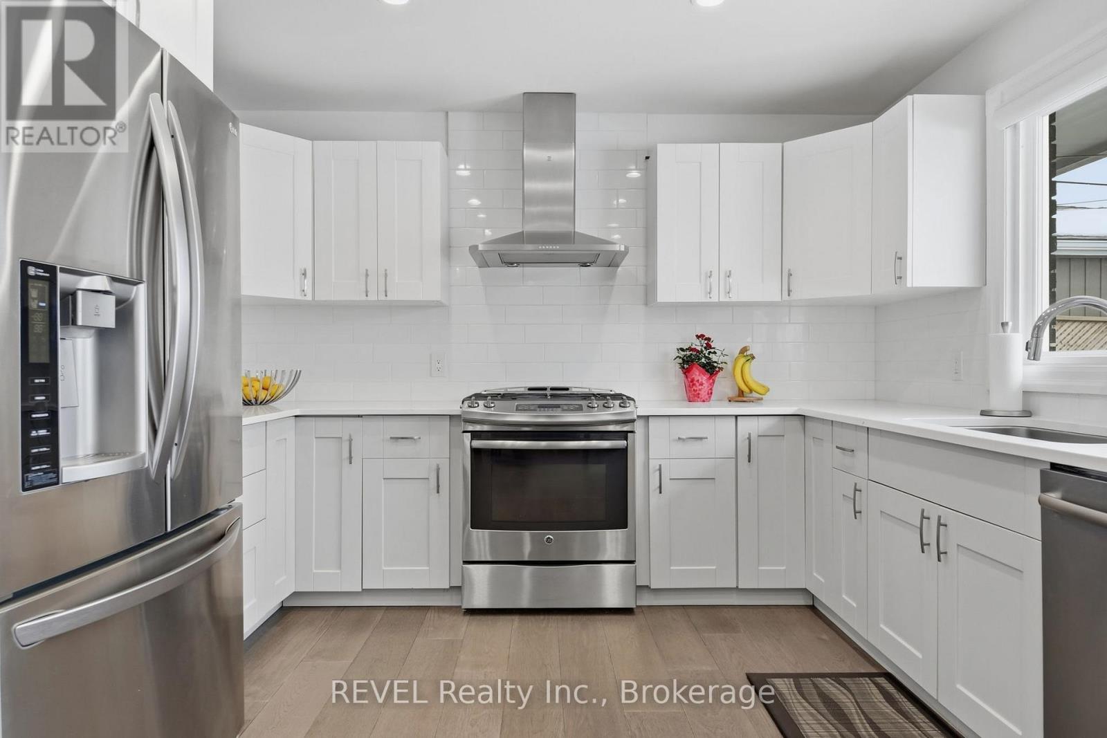 13 Crestcombe Road, St. Catharines, Ontario  L2S 2J5 - Photo 11 - X12800732