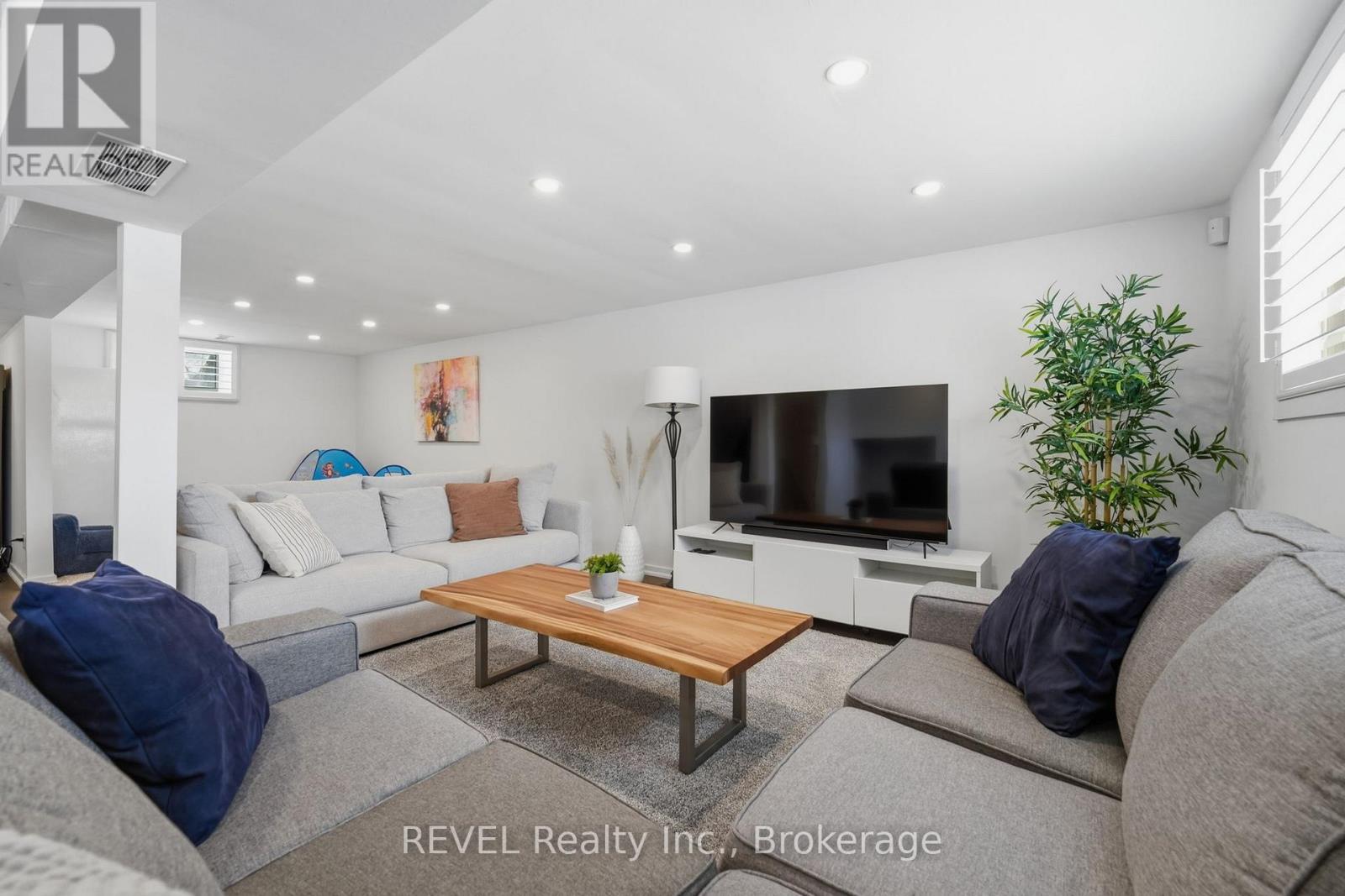 13 Crestcombe Road, St. Catharines, Ontario  L2S 2J5 - Photo 27 - X12800732